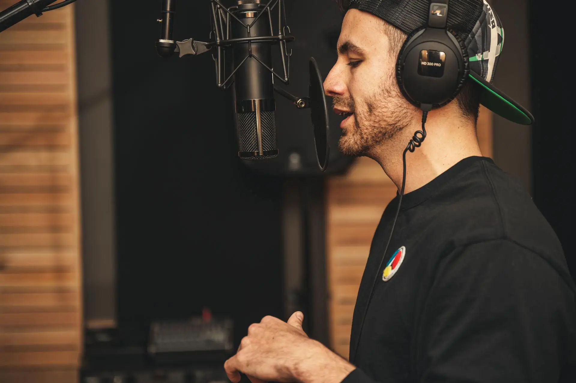 Just Got a New USB Mic? Here’s How to Test It Live Without the Hassle